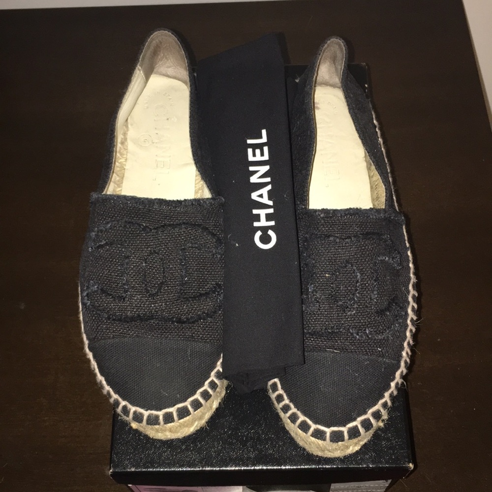 Authentic Chanel Espadrilles like new size 6